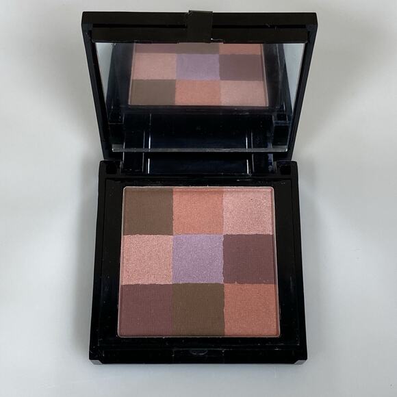 Signature Club A Checkerboard Blush #13A .2 oz. NEW - Picture 1 of 4